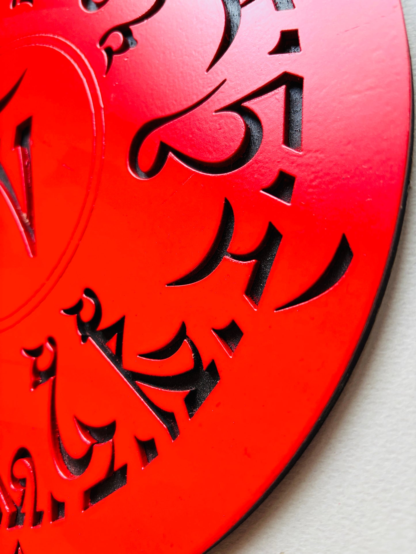RED MANDALA WOODEN 30CM WITH THE SACRED MANTRA IN TIBETAN TEXT - A SYMBOL OF EASTERN SPIRITUALITY AND MYSTICISM GREAT GIFT FOR MEDITATION OR YOGA LOVERS